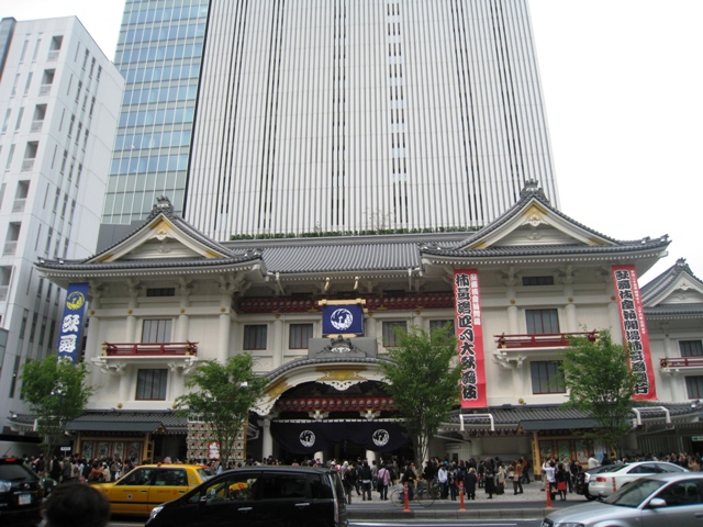 【Kabuki-za theatre】June 1st － 24th (No performance on 11th and 17th) 